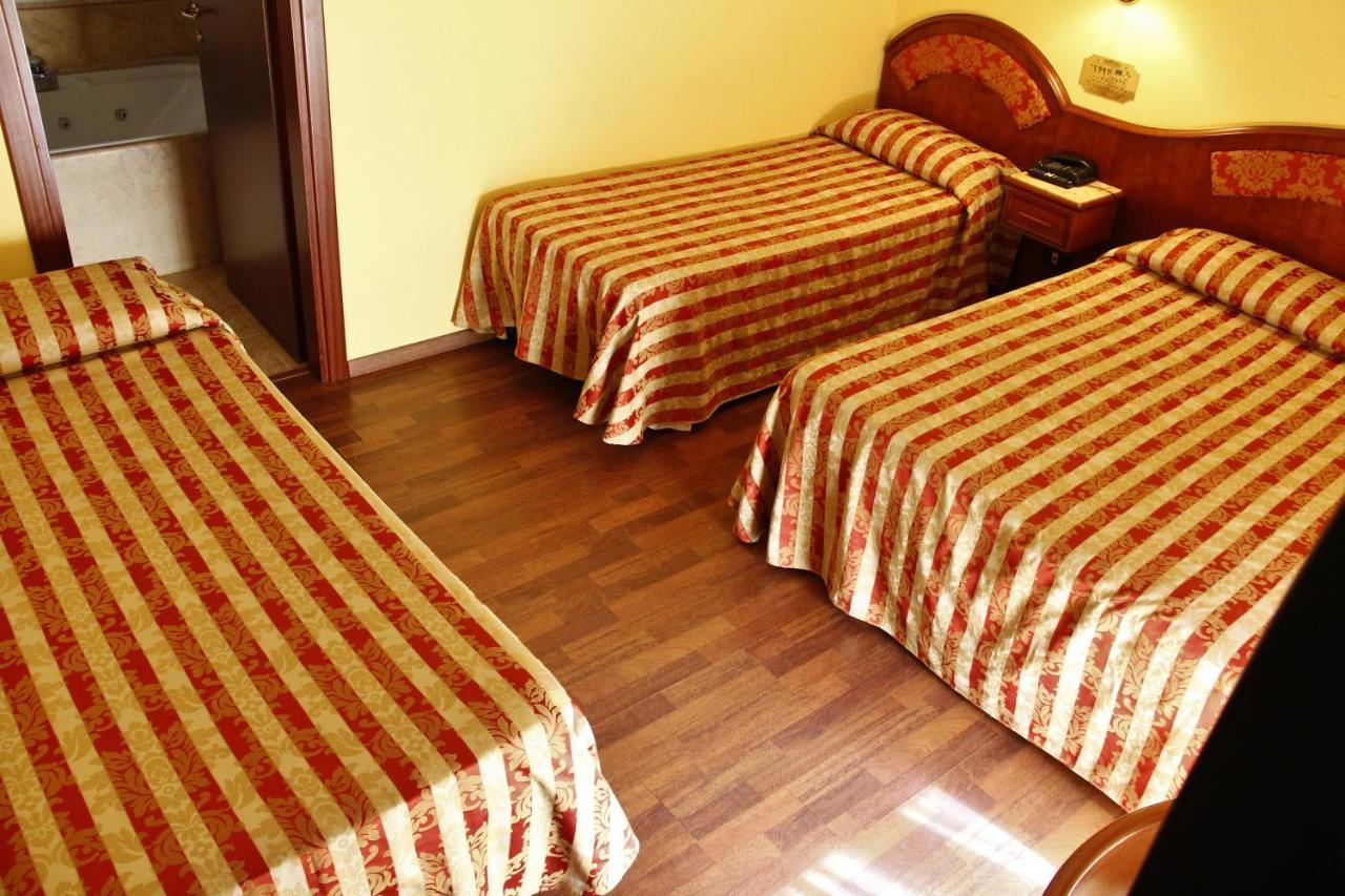 Hotel Valdaso Педазо Экстерьер фото